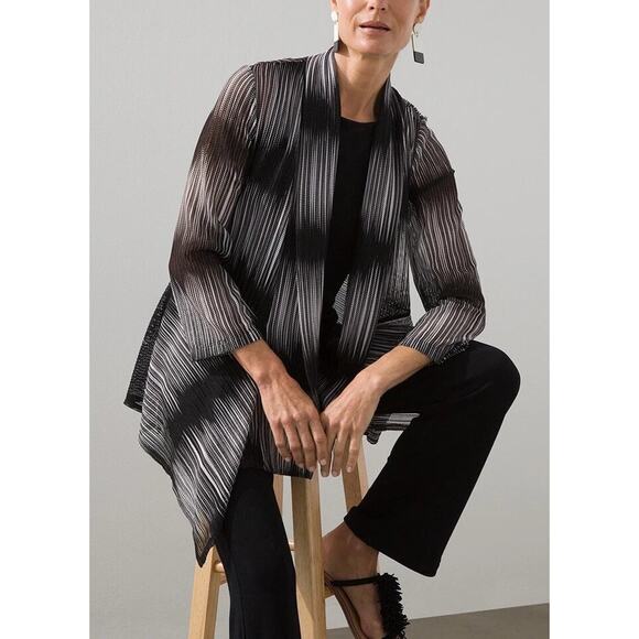 Chicos White & Black Travelers Wheat Mesh Open Front Cardigan Sweater Size 12/14 - Picture 1 of 9